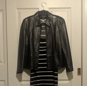 🧥 Ann Taylor Petites Black Zip Leather Jacket 🧥